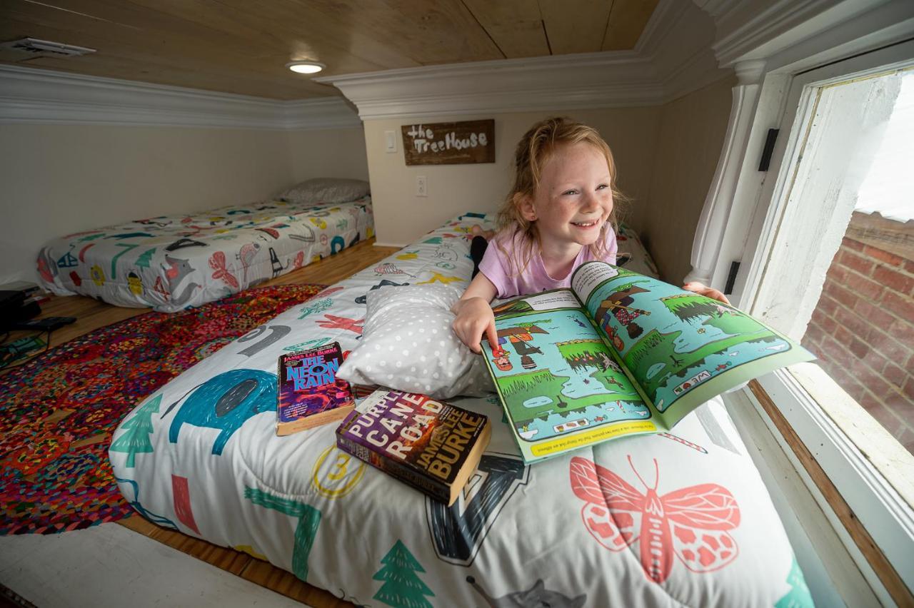 Chateau Royale, Pet Friendly, On Bayou, Downtown! New Iberia Eksteriør bilde