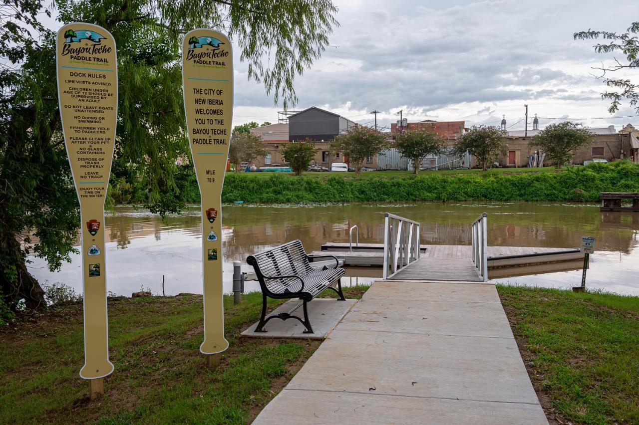 Chateau Royale, Pet Friendly, On Bayou, Downtown! New Iberia Eksteriør bilde