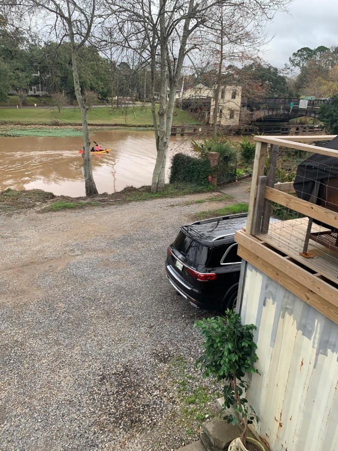 Chateau Royale, Pet Friendly, On Bayou, Downtown! New Iberia Eksteriør bilde